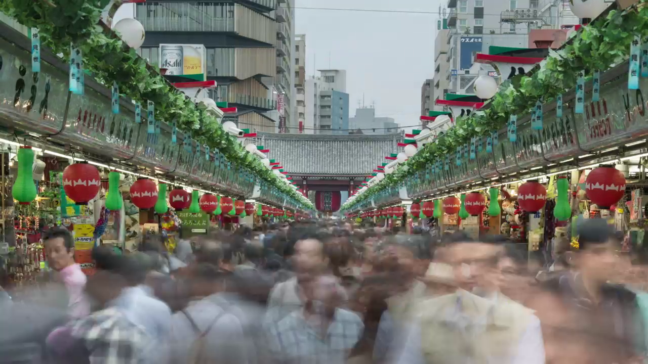 Timelapse d'une rue commerçante à Tokyo